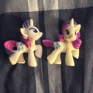 2 My Little Pony Generation 4 (G4) mini figures, Rarity